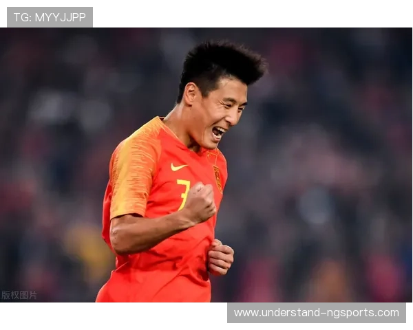 中国足球队迎战世界强队备战亚洲杯 多名新星崭露头角展现潜力